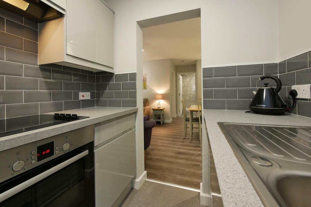 Crewe Short Lets 4 Victoria Court, Crewe Apartment Exterior photo